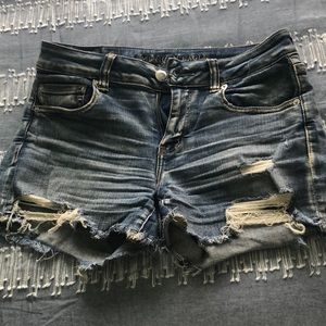 Comfy shorts, fit like size 4!